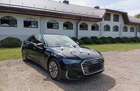 Car rental for weddings in Vilnius